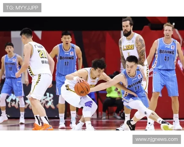 孙铭徽杯赛90度崴脚引关注